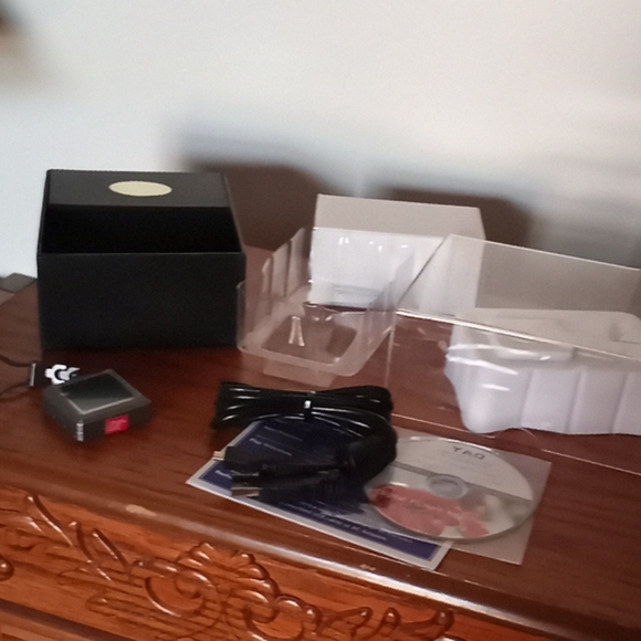 Digital Keychain - Picture 2 of 9